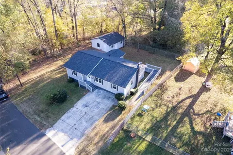 106 Hill St, Salisbury, NC 28144