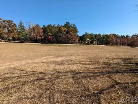 35 Aden Green Rd, Mill Spring, NC 28756 photo 8
