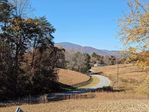 35 Aden Green Rd, Mill Spring, NC 28756 photo 5