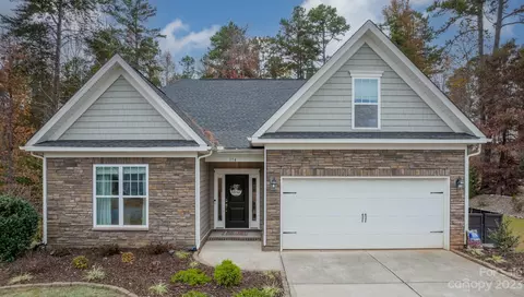 114 Early Frost Ln, Mooresville, NC 28115