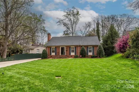 532 Moncure Dr, Charlotte, NC 28209