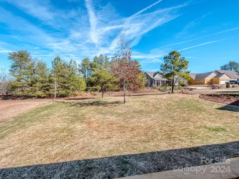 Exterior - 11243 Island View Ln, Lancaster, SC 29720 photo 6 of 15