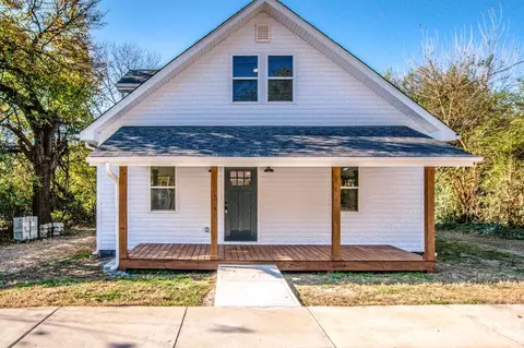 113 Doster Ave, Mooresville, NC 28115