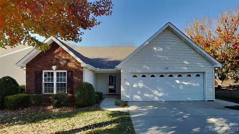 150 Oak Village Pkwy, Mooresville, NC 28117