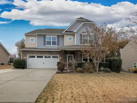 129 Sugar Magnolia Dr, Mooresville, NC 28115