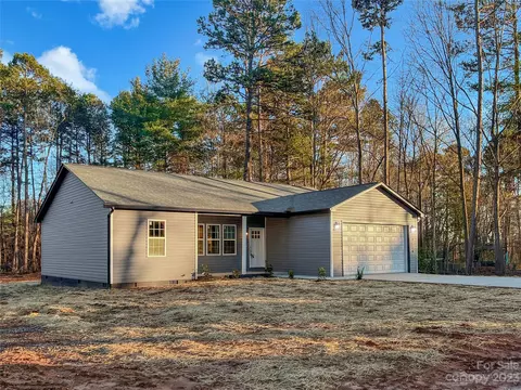 2926 19th Ne St NE, Hickory, NC 28601