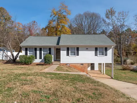 10021 Heathergate Ln, Mint Hill, NC 28227