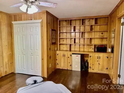 402 County Home Rd, Conover, NC 28613 photo 12