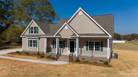 4639 Simpson Rd, Edgemoor, SC 29712