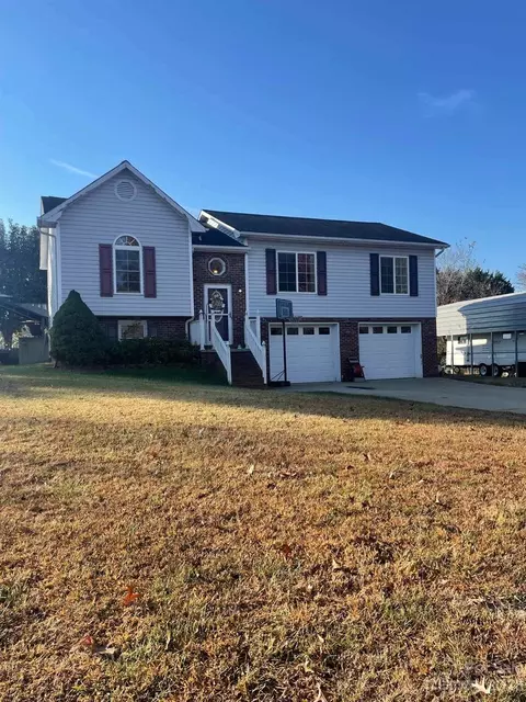 4532 Horseshoe Bend Rd, Hudson, NC 28638