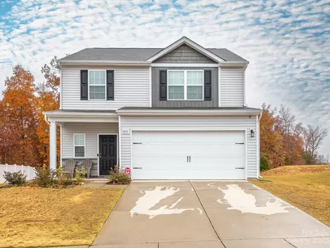 5331 Upton Pl, Charlotte, NC 28215
