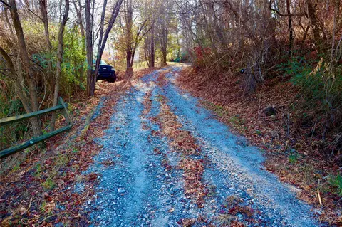 1011 Clark Branch Rd, Asheville, NC 28806