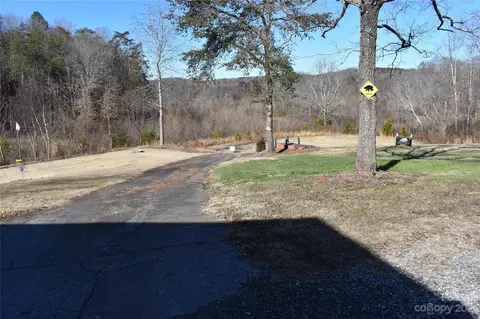 2575 Mountain View Rd, Hickory, NC 28602 photo 11