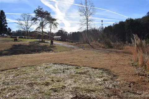 2575 Mountain View Rd, Hickory, NC 28602 photo 16