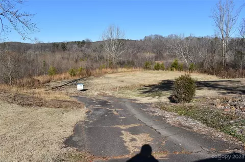 2575 Mountain View Rd, Hickory, NC 28602 photo 13
