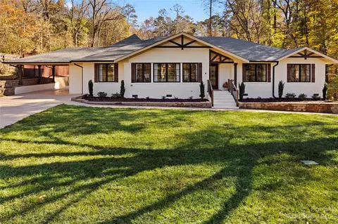 315 Old Bell Rd, Charlotte, NC 28270