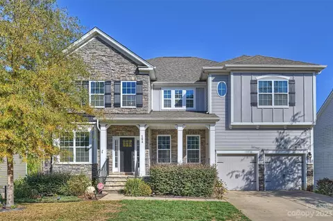184 Canoe Pole Ln, Mooresville, NC 28117