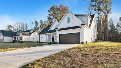 5017 Oconee Dr, Stanley, NC 28164 photo 3