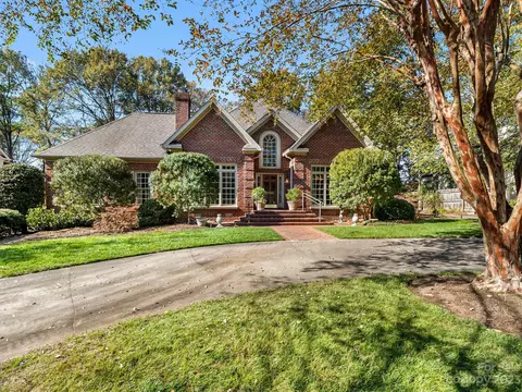 5728 Laurium Rd, Charlotte, NC 28226