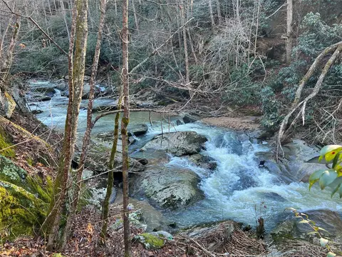 Riddle Farm Road, Marshall, NC 28753