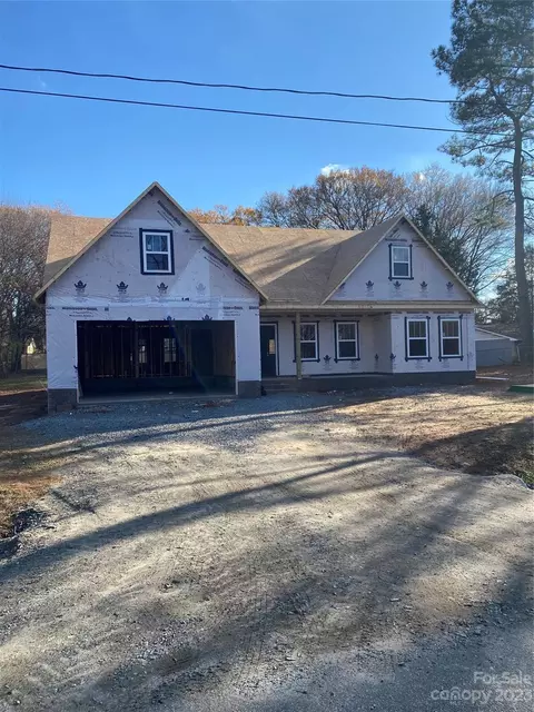 108 Oakside Dr, Harrisburg, NC 28075