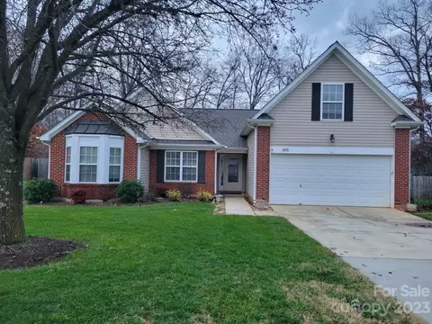 165 Jacobs Woods Cir, Troutman, NC 28166