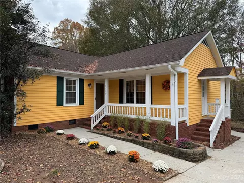 9320 Central Dr, Mint Hill, NC 28227