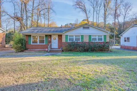 5832 Amity Pl, Charlotte, NC 28212