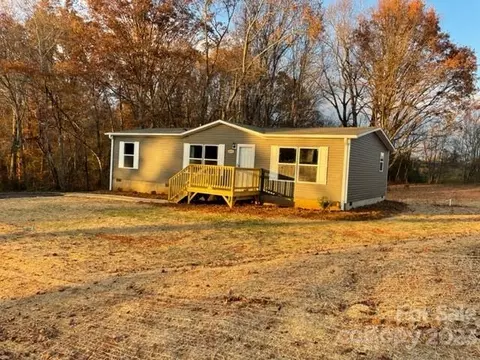 4912 Elk Ct, Morganton, NC 28655