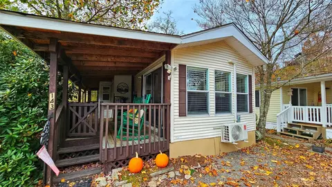 143 Mallard Loop, Waynesville, NC 28785
