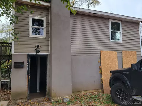 4609 Olney St, Charlotte, NC 28208