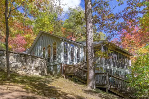 225 N Carolina Ter, Montreat, NC 28757