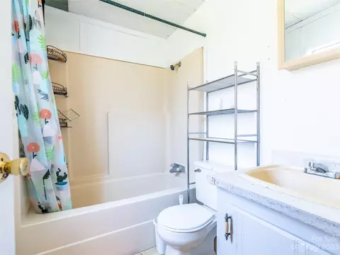 90 Floyd Dr, Canton, NC 28716 photo 10