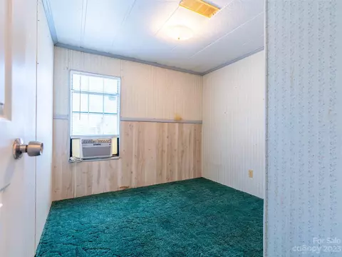 90 Floyd Dr, Canton, NC 28716 photo 13