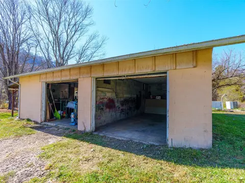 90 Floyd Dr, Canton, NC 28716 photo 23