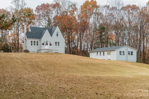 164 Memory Ln, State Road, NC 28676 photo 8