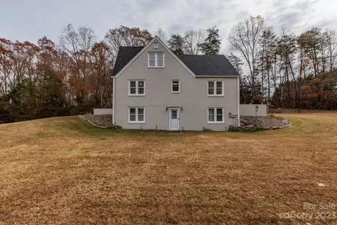 164 Memory Ln, State Road, NC 28676 photo 5