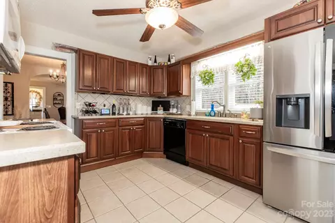 164 Memory Ln, State Road, NC 28676 photo 20