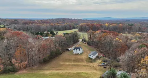 164 Memory Ln, State Road, NC 28676 photo 11