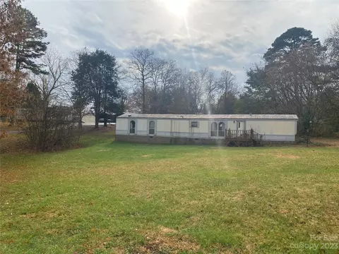 701 Archdale Dr, Concord, NC 28027