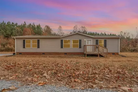 5128 Fairview Church Rd, Lincolnton, NC 28092