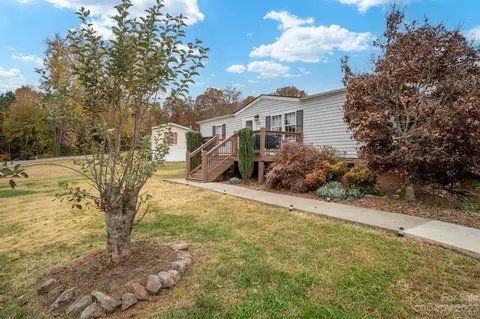 2150 Peanuts Ln, Newton, NC 28658