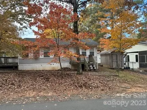 147 Deer Park Rd, Mount Gilead, NC 27306