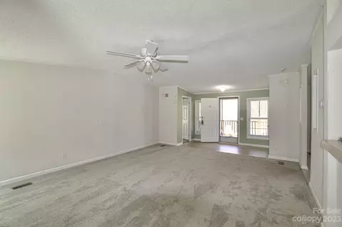 185 Eagle Hills Rd, Purlear, NC 28665 photo 10