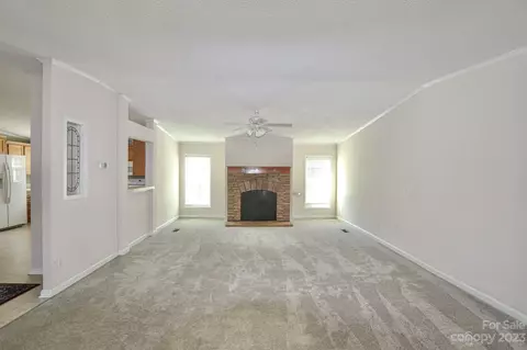 185 Eagle Hills Rd, Purlear, NC 28665 photo 8