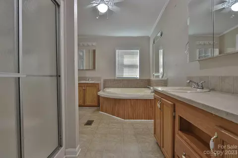 185 Eagle Hills Rd, Purlear, NC 28665 photo 23
