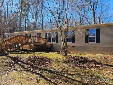 308 Hidden Valley Dr, Hendersonville, NC 28739