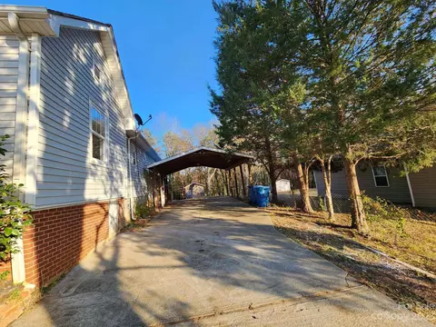 199 Watt St, Cooleemee, NC 27014 photo 3