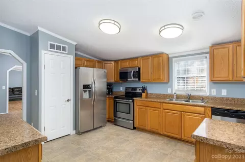122 Whitaker Rd, Fairview, NC 28730 photo 7