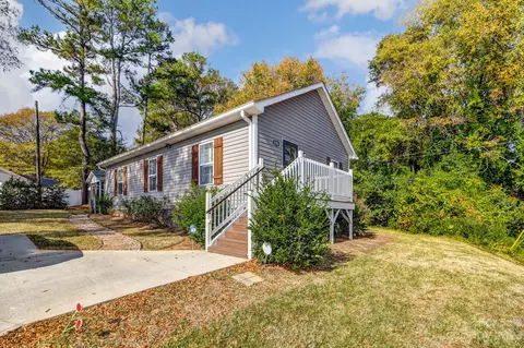 1543 Poston Cir, Gastonia, NC 28054